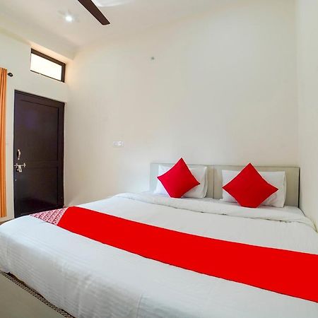Oyo 67163 Anantham Residency Hotel Narendra Nagar Exterior foto