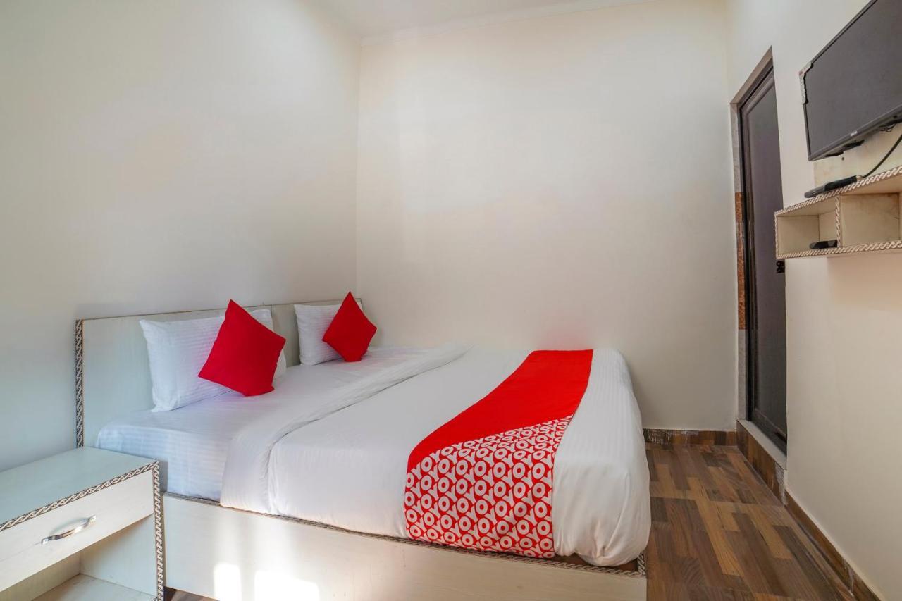 Oyo 67163 Anantham Residency Hotel Narendra Nagar Exterior foto