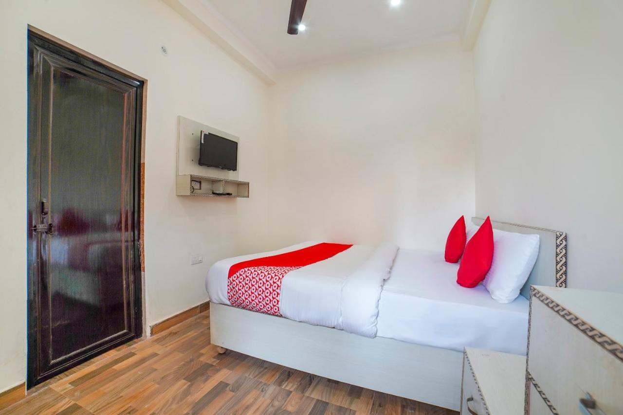 Oyo 67163 Anantham Residency Hotel Narendra Nagar Exterior foto